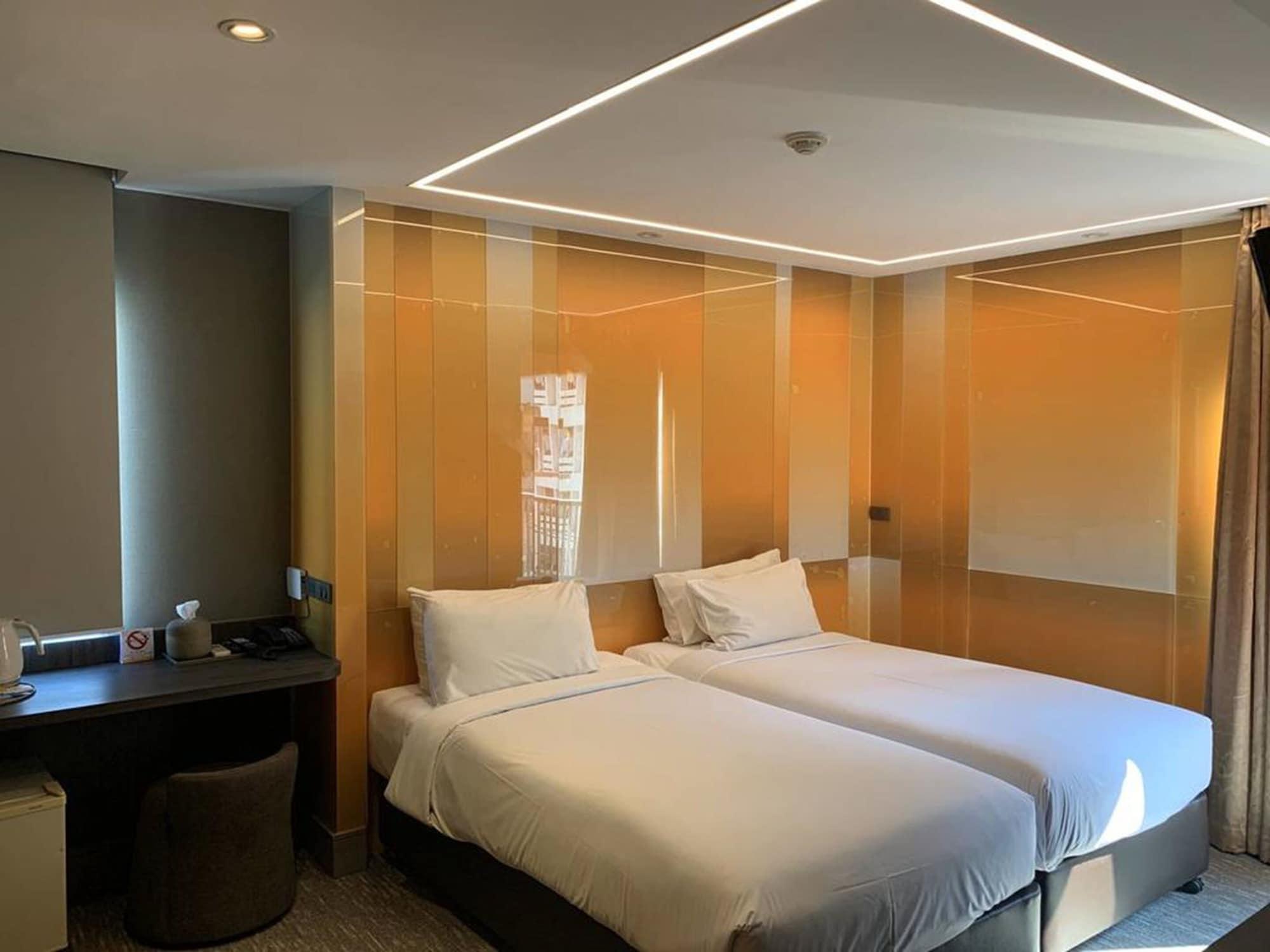 Tango Vibrant Living Hotel - Sha Extra Plus Bangkok Eksteriør billede