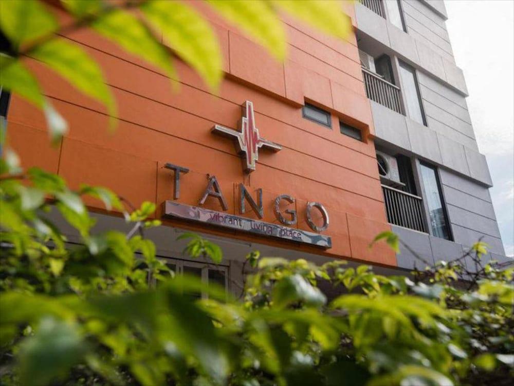 Tango Vibrant Living Hotel - Sha Extra Plus Bangkok Eksteriør billede