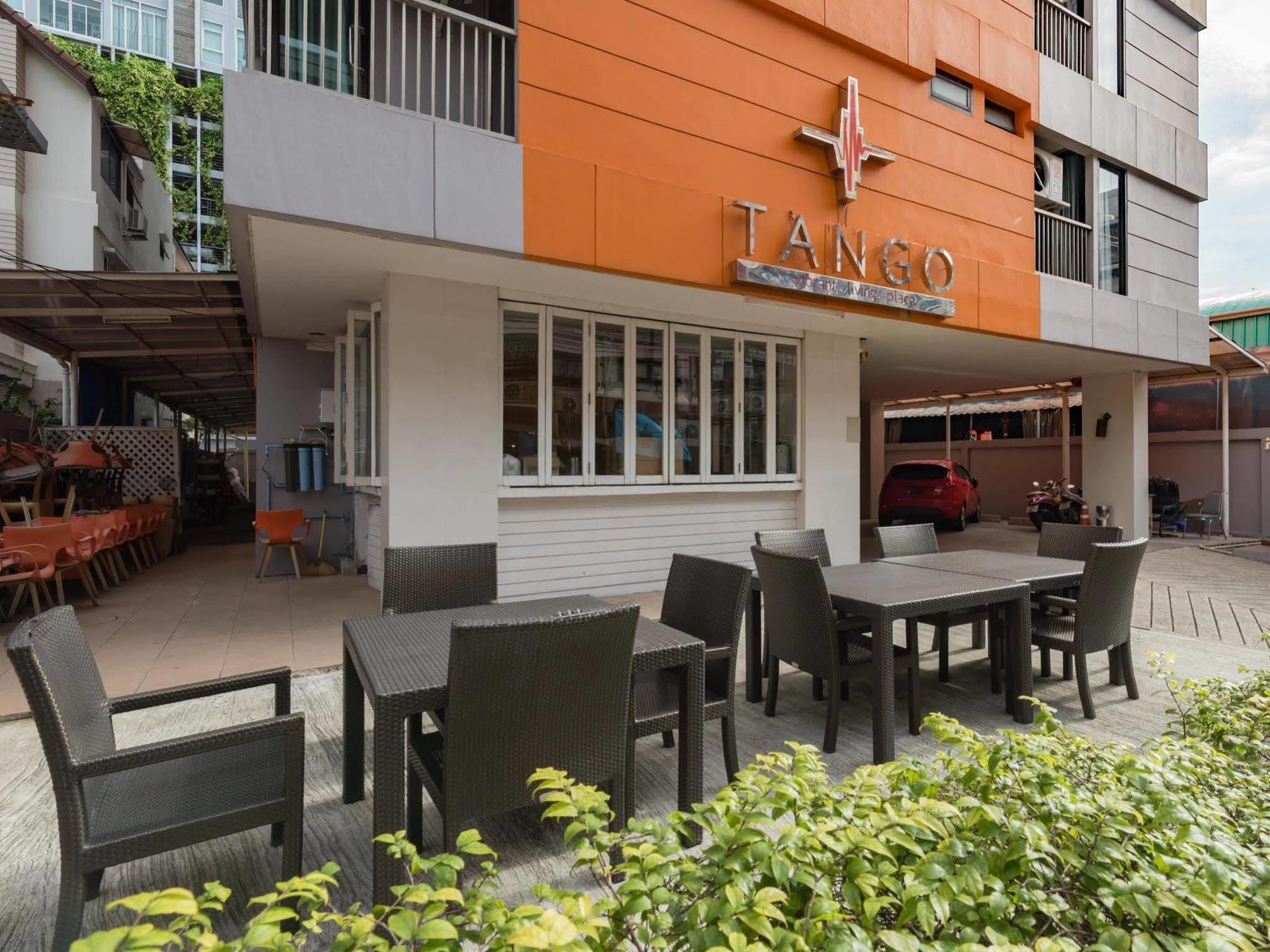 Tango Vibrant Living Hotel - Sha Extra Plus Bangkok Eksteriør billede